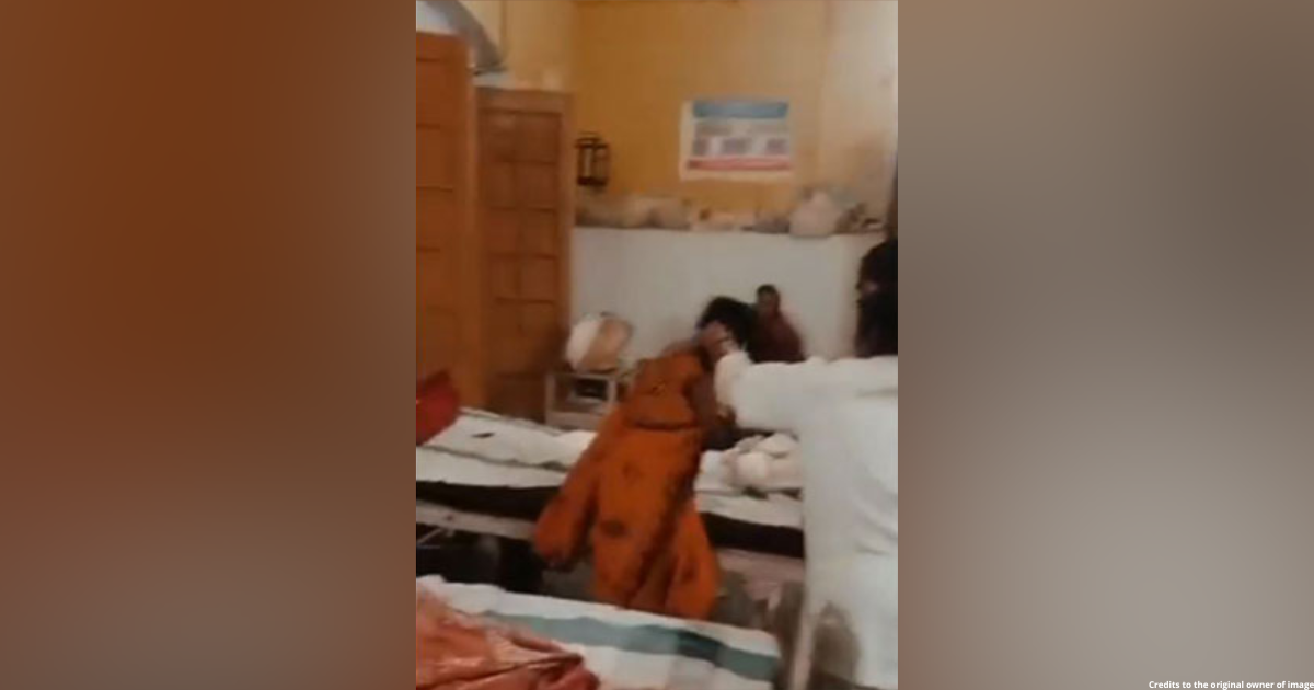 UP: Viral video shows nurse grabbing patient's hair, hospital officials clarify